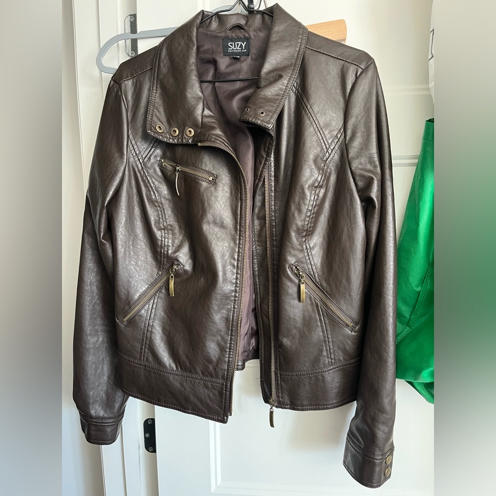 Leather brown jacket size L